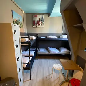 Cosmos Hostel Amsterdam
