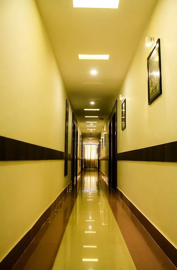 Nexstay Crystal Residency Kozhikode 3*,