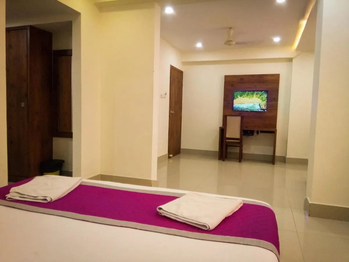 Nexstay Crystal Residency Kozhikode 3*,  India