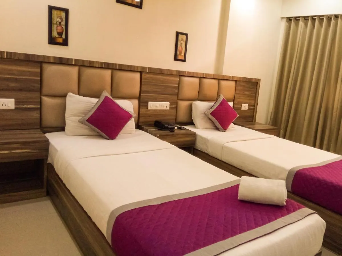 *** Hotel Nexstay Crystal Residency Kozhikode India